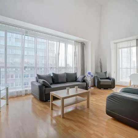 Capital Centrum - Piekary Apartment Poznan